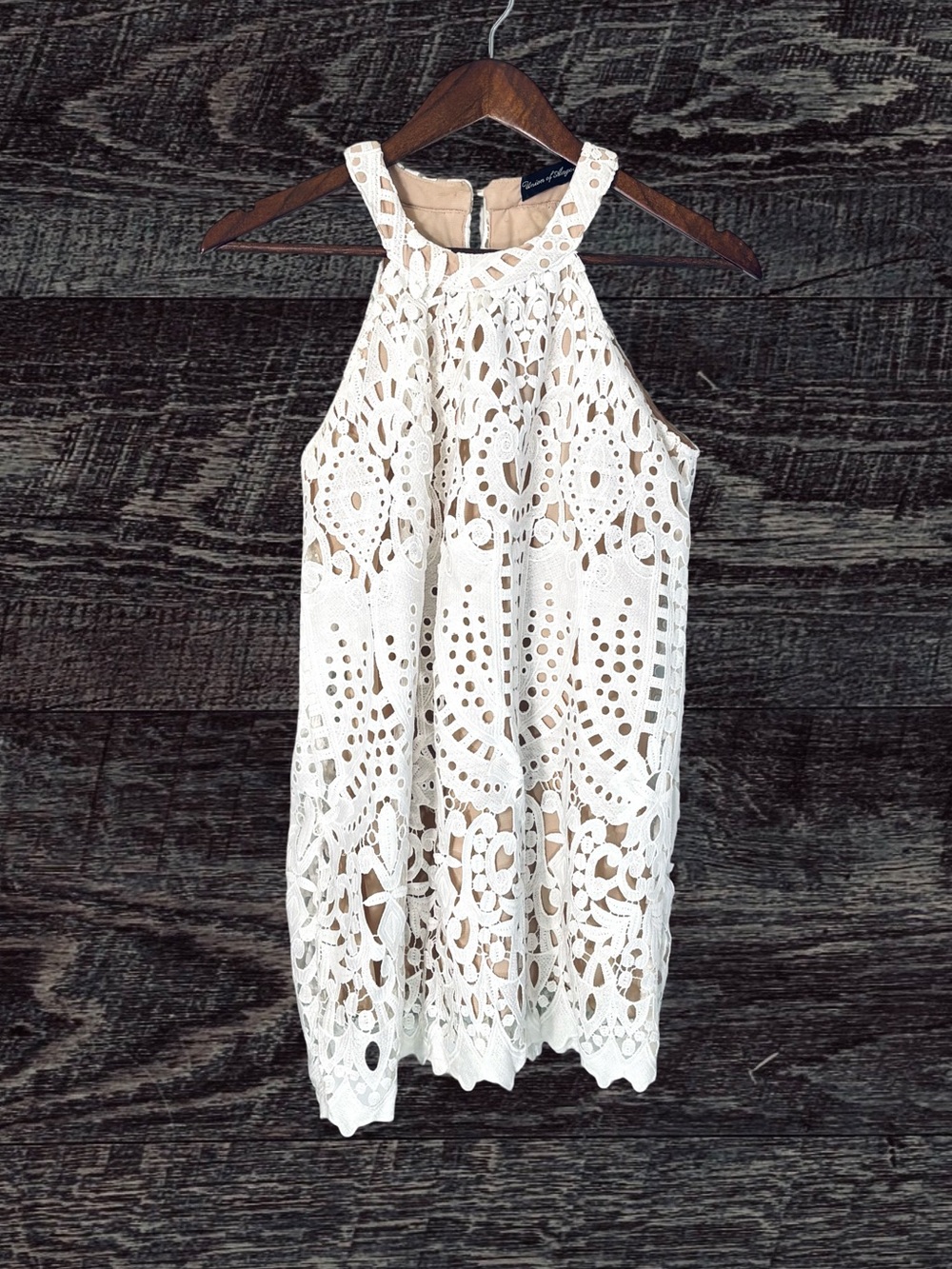 Union of Angels Elegant White Lace Tank Top